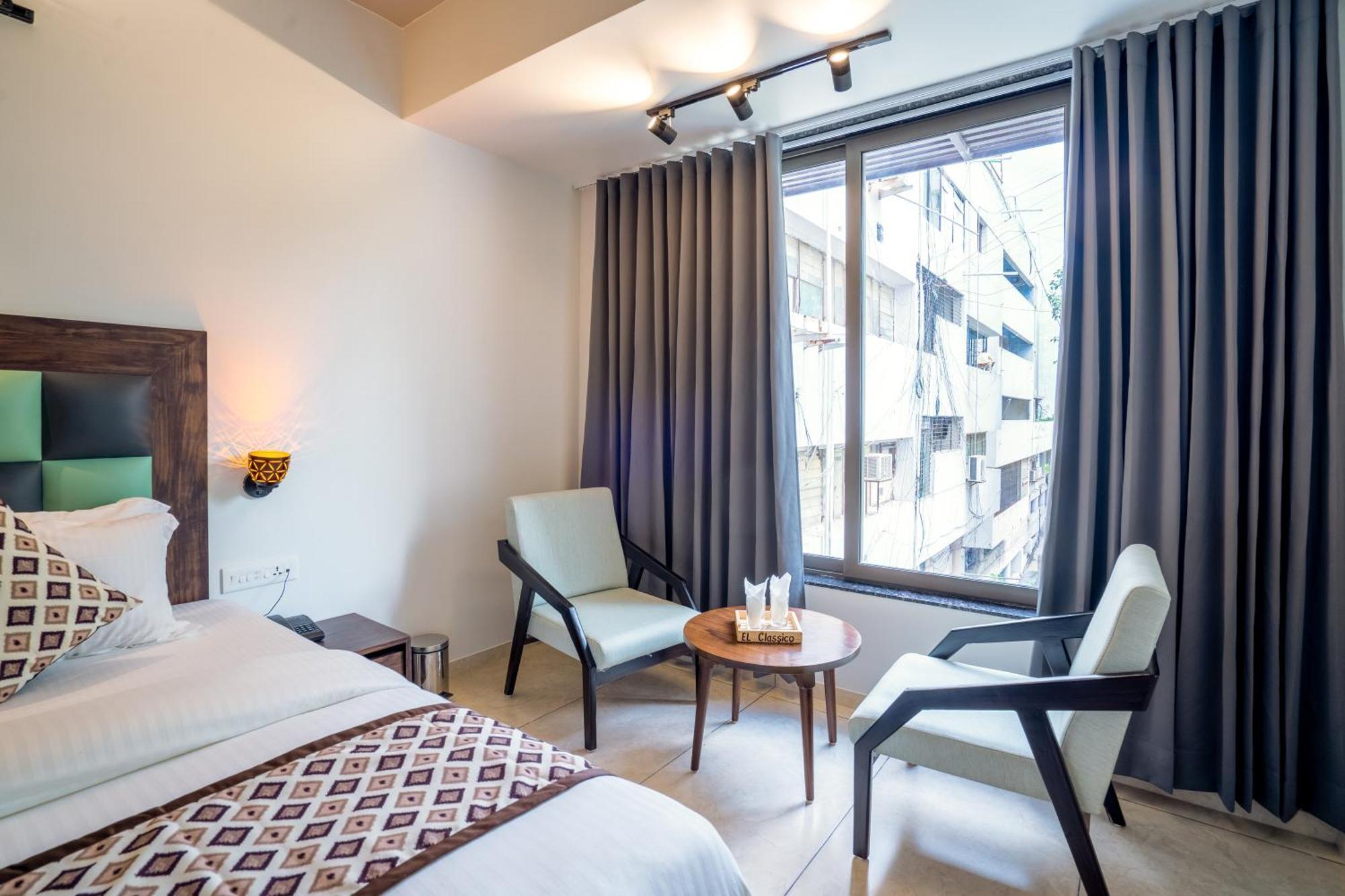 Hotel El Classico 라즈콧 외부 사진