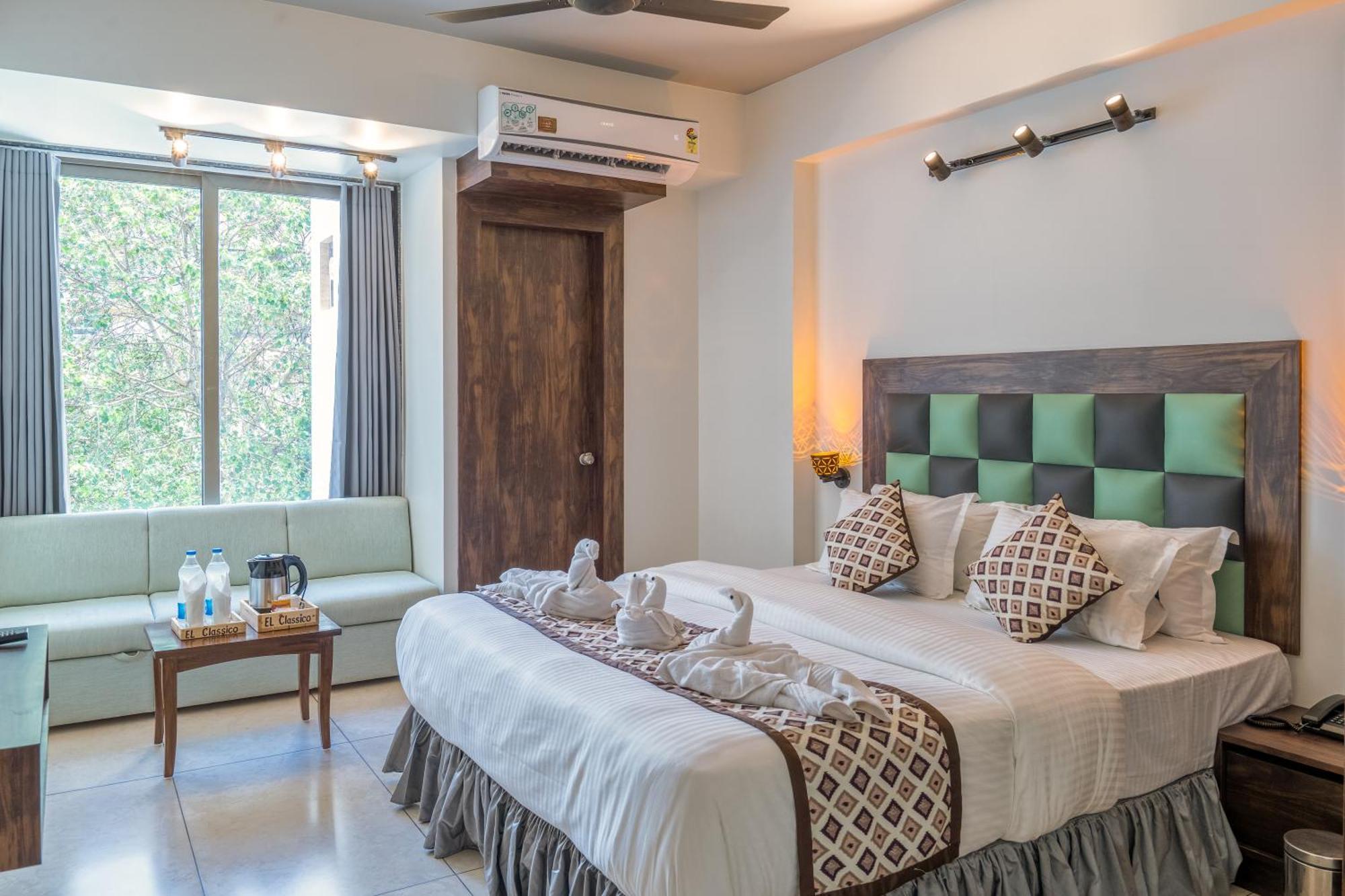Hotel El Classico 라즈콧 외부 사진