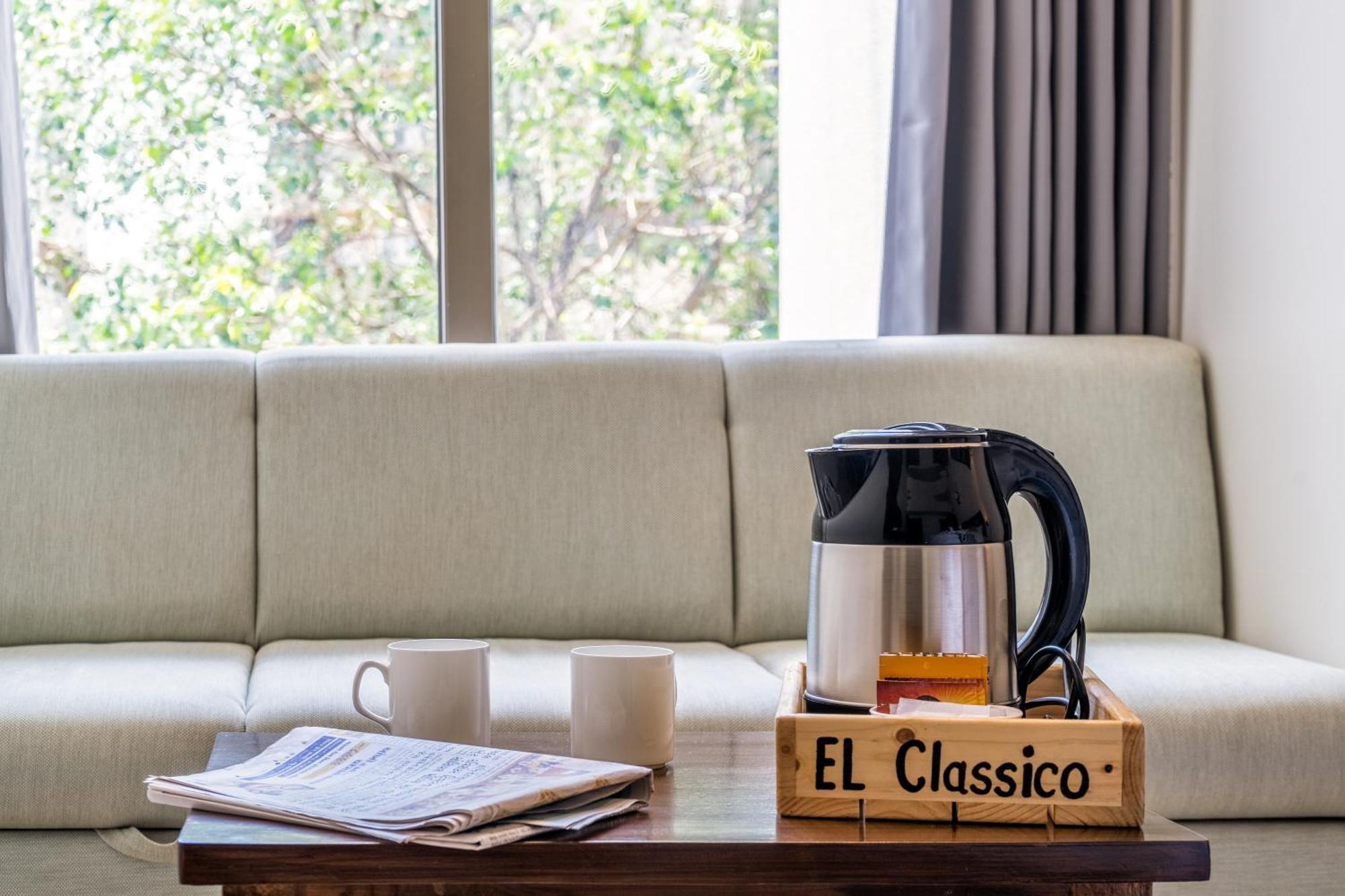 Hotel El Classico 라즈콧 외부 사진